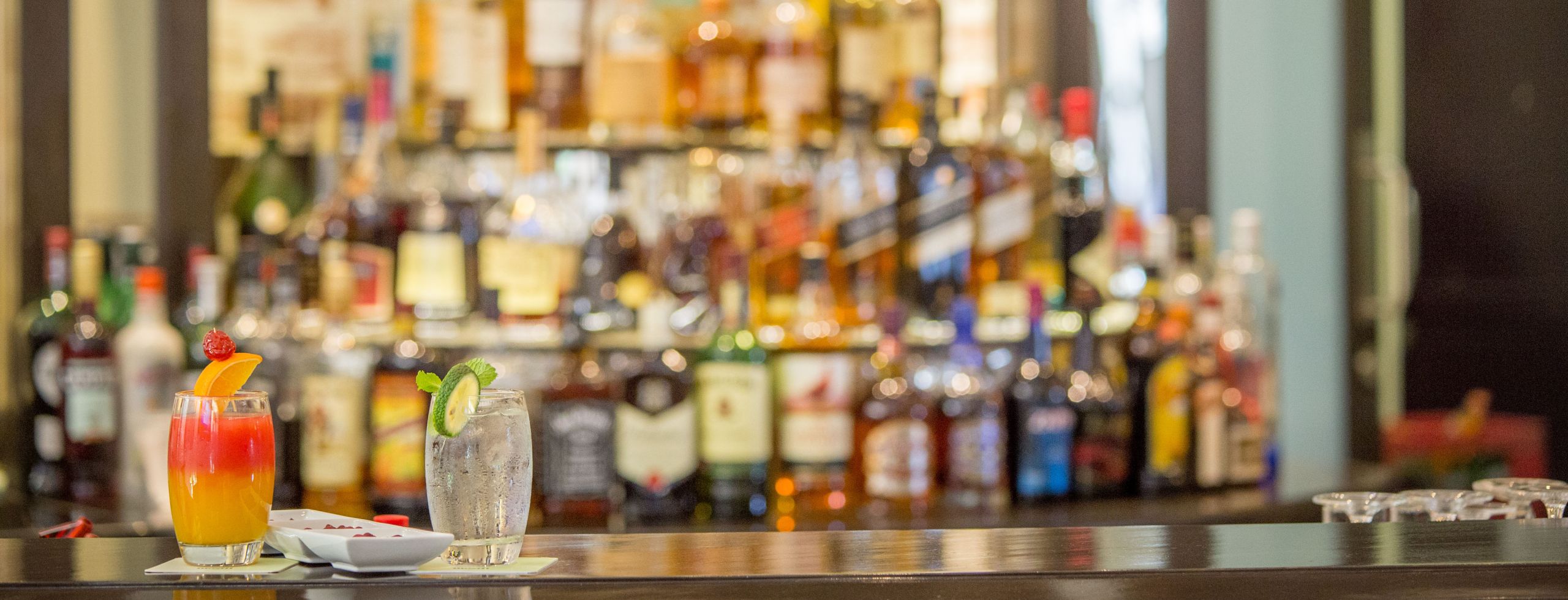 Services Times Bar 3 Cocktails